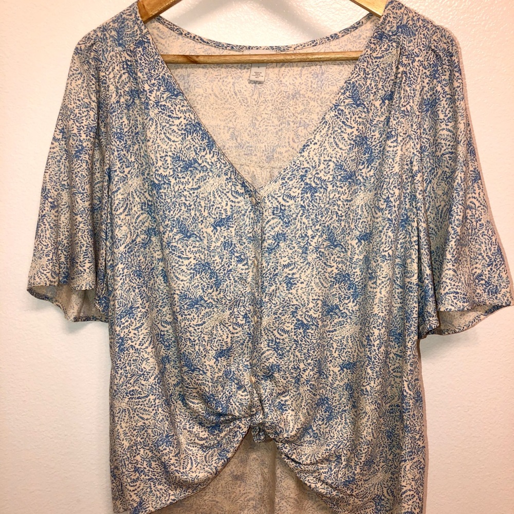 Hinge Blouse